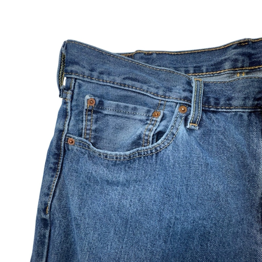 Men's Levis Relaxed Fit 550 Jeans Medium Wash Size 38x32 Medium Wash Mid Rise - Picture 4 of 15